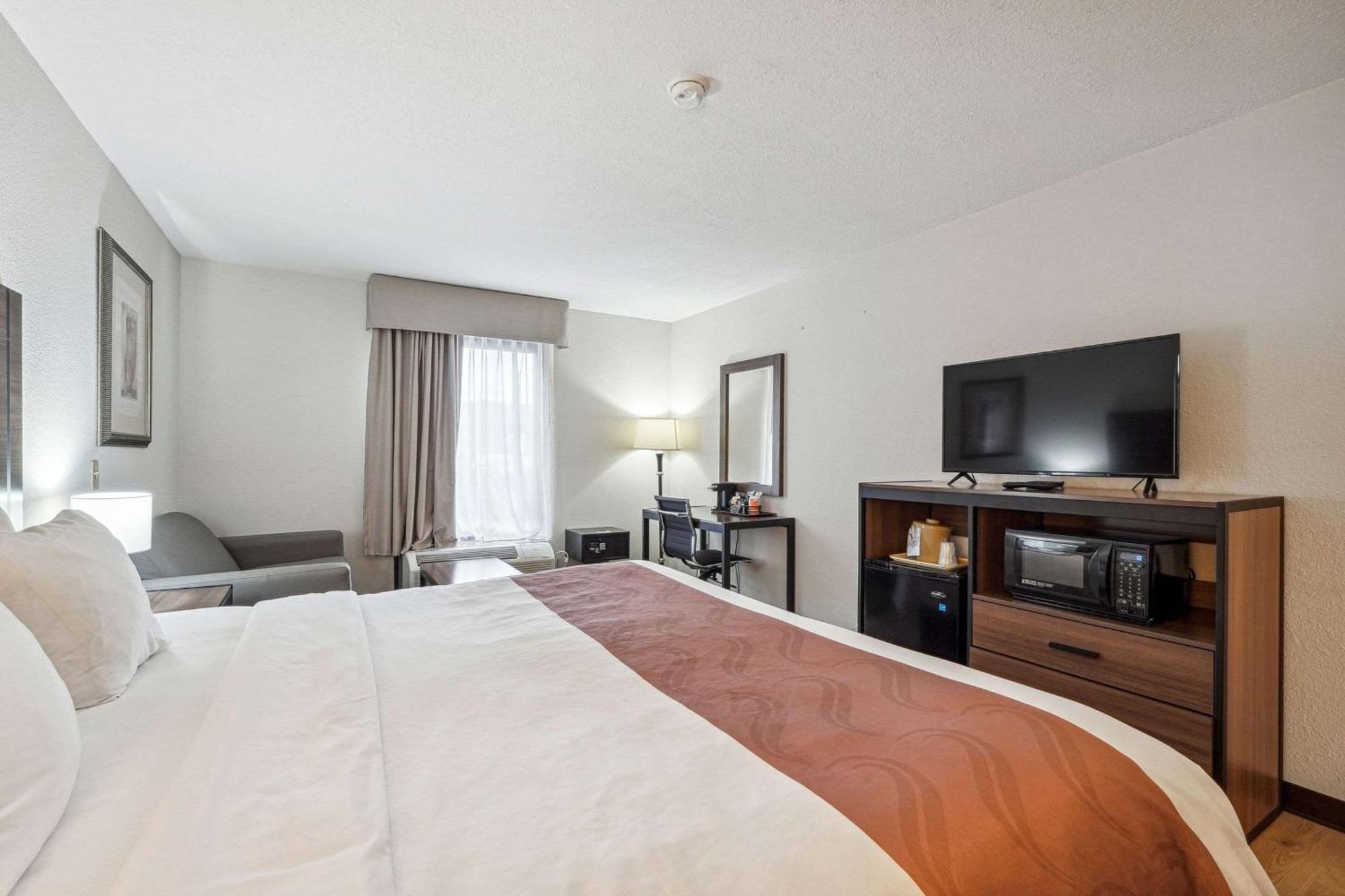 Quality Inn & Suites Dawsonville Ngoại thất bức ảnh